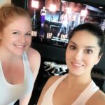 Sunny Leone Instagram - Oh snap!! @swellflock We are so dead! @jillianmichaels is about to kick our butt in 7day shred! I'm scared! We didn't "phone it in!!"