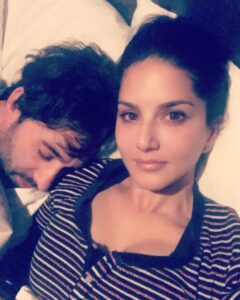 Sunny Leone Instagram - Nite nite y'all!!