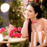 Sunny Leone Instagram – Happy #ValentinesDay everyone!! 😘