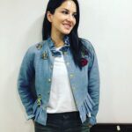 Sunny Leone Instagram - Cute embellished jean jacket by @vwofficial styled by @hitendrakapopara