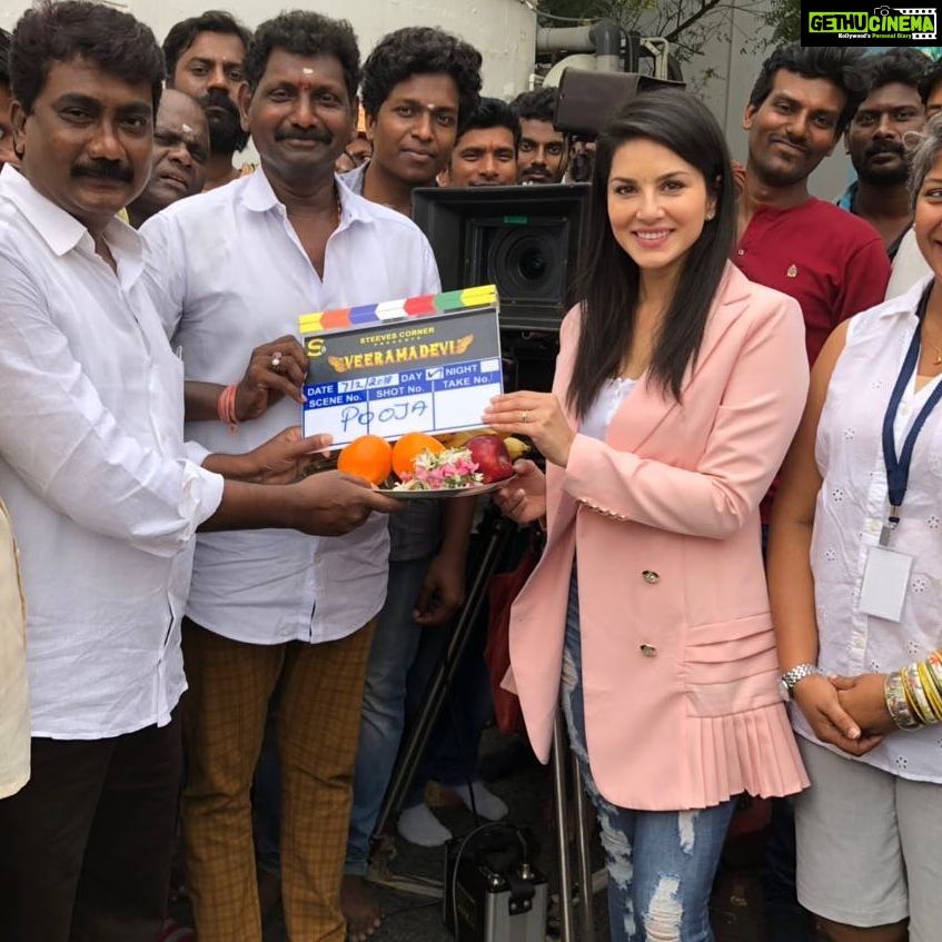 Sunny Leone Instagram - #Veeramadevi shooting started today!! So excited π @steevescorner @vcvadivudaiyan @donechannel Loved this Pink jacket by @fancypantsthestore Styled by @hitendrakapopara Asst stylist @prashantmangasuli & parmeet