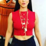 Sunny Leone Instagram – Shaking the fat off!! Lol