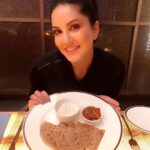 Sunny Leone Instagram - After a long weird day....this is how you cheat! Yum!