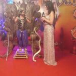 Sunny Leone Instagram – Giving audition for Baahubali 3 with the cutest Baahubali ever!! 😄😜
#SunnyLeone #ZeeEntertainmentAwards #Performance #LIVE #Jazz #Broadway #Swing