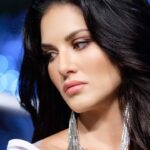 Sunny Leone Instagram – The look 👀 !!! :) #SunnyLeone