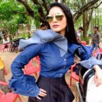 Sunny Leone Instagram – On sets!!