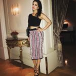 Sunny Leone Instagram - My crazy night in London wearing @officialeshasethithirani top an skirt from @karn_malhotra