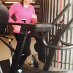 Sunny Leone Instagram - This how fast I wish I was running. Haha @prashantsixpack killed my legs! Then told me to run! Blah