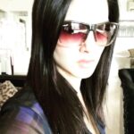 Sunny Leone Instagram - #raees "Koi dhandha chota nahi hota, aur dhande se bada koi dharam nahi hota"