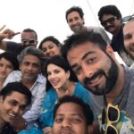 Sunny Leone Instagram - The crew!! @dirrty99 @hitendrakapopara Kavi, @yusuf_911 @makeupartistrybyastha @tomasmoucka Prabhakar and the one and only @sunnyrajani