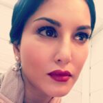 Sunny Leone Instagram – Just hanging