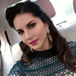 Sunny Leone Instagram - Love these earrings by Shillpa Purii @shillpapuriidesignerjewellery styled by @hitendrakapopara