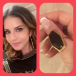 Sunny Leone Instagram - Such cool accessories tonight @vivekkarma from Karma designs