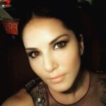 Sunny Leone Instagram - Love my make up and hair tonight. Smoky eye and mat nude lip! Thanks @Nitashawahi and Jeeti