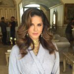 Sunny Leone Instagram – No filter!!! In hair and make up heaven!!!!