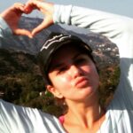 Sunny Leone Instagram – Landed in la, unpacked, and went on a hike to runyons!! Love LA!