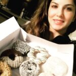 Sunny Leone Instagram – My favourite doughnuts on set!!