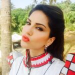 Sunny Leone Instagram – Splitsvilla 8 !!!!!