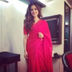 Sunny Leone Instagram - My sari for TV integration for Kuch Kuch Locha Hai!! 🌹created by Hitesh Kapopara