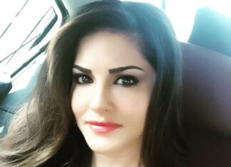 Sunny Leone Instagram - On my way to radio promos today for Kuch Kuch Locha Hai!! Lots of fun!