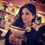 Sunny Leone Instagram – The biggest margarita ever!!! I’ll never finish it. Haha