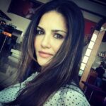 Sunny Leone Instagram – Off to Kolkata!!!