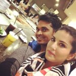 Sunny Leone Instagram - Teppan yaki time with @hitendra1480 woot woot!!