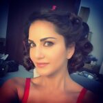 Sunny Leone Instagram – All pinned up and now I wait till it’s my shot :)