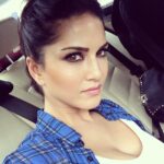 Sunny Leone Instagram - Done shooting and now on my way home from town. Crazy traffic!!