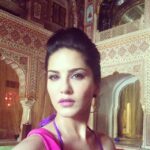Sunny Leone Instagram - Living this palace!!