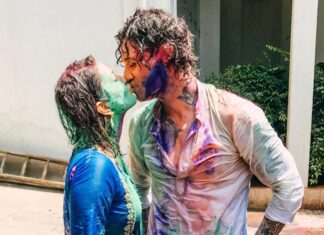 Sunny Leone Instagram - The best Holi with family!! Nothing pretty or delicate about it. Nisha, Asher and Noah unleashed and did what they are suppose to! Just had fun! God Bless you all and hope your lives are always full of color!!