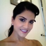 Sunny Leone Instagram -