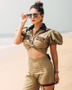 Sunny Leone Instagram - Allergic to Bullshit!! #SundayVibes . . . Outfit @vandanajainlabel jewelry @bellofox sunglasses @iarrasunglasses Styled by @hitendrakapopara Shot by @tomasmoucka Assisted by @sameerkatariya92 @shiks_gupta25 HMU @jeetihairstylist @tomasmoucka Mumbai, Maharashtra