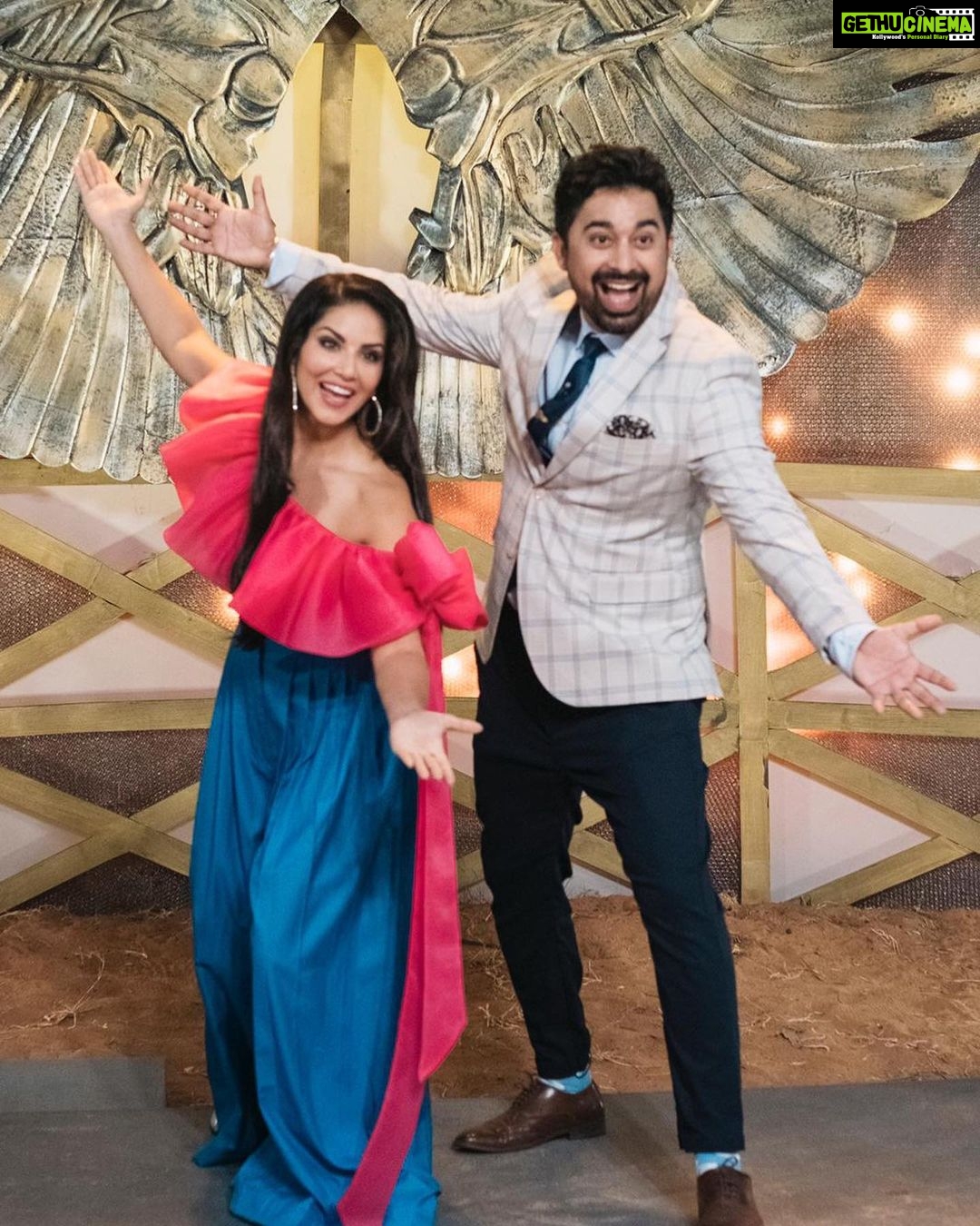 Sunny Leone Instagram - Show time!! Now if I can just get @rannvijaysingha to stay still so I can fix his hair!! Lol . . . Makeup @starstruckbysl Outfit @vandanajainlabel @raegun_design jewelry @bellofox Styled by @hitendrakapopara Shot by @tomasmoucka Assisted by @sameerkatariya92 @shiks_gupta25 HMU @jeetihairstylist @tomasmoucka Poovar Island Resort