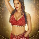 Sunny Leone Instagram - The wait ends! Watch me in #Madhuban tomorrow at 6pm on my IGTV 😍💃 Stay Tuned ⏰ @saregama_official @kanika4kapoor @ganeshacharyaa @toshisabri @shaaribsabri @shivikapratapofficial @arindamsmusic #ReelyFamous
