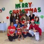 Sunny Leone Instagram - Merry Christmas!!! Our India family! Love you all so much!! @dirrty99 @hitendrakapopara @jeetihairtstylist @yusuf_911 Unaiza Aisha @anishadixit @caleebh @sameerkatariya92 @bymaniasha Nathalina Nisha Asher Noah!!