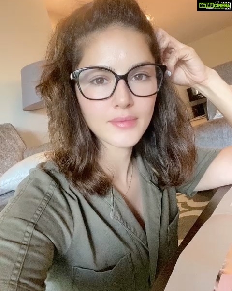 Sunny Leone Glasses