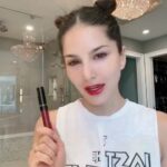 Sunny Leone Instagram – #StarryNight by @starstruckbysl 💄 
Now available at flat 40% OFF only on www.suncitystore.com and till stocks 
#SunnyLeone #fashion #cosmetics #MadeInIndia #sale Los Angeles, California