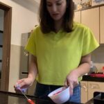Sunny Leone Instagram – This ain’t no cooking video!!!! Haha @dirrty99 got pranked and served!!