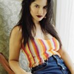 Sunny Leone Instagram - Just me myself and I :) . . . #StarryNight on my Lips 💋💄 Sunny Leone