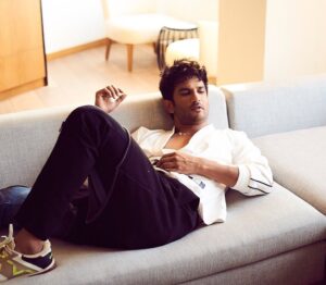Sushant Singh Rajput Instagram - Receive without pride,
let go without attachment.
#Meditations