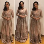 Swara Bhaskar Instagram - Soft yet glittery in @nikitamhaisalkar with @purabpaschim earrings & ring for #Delhi opening of yoga guru & artist #bharatthakur 's art exhibition AUREOLA Styled by ever amazing problem-solver @rupacj HMU: @saritastyling29 #aneveningout #Art