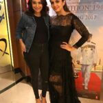 Swara Bhaskar Instagram - With my #DilliwaliGirlfriend the lovely @iamhumaq at the screening of her film #Partition1947 : the poignant, moving, heartbreaking tale of how #India and #Pakistan were born.. great work Humaaaaaa as always ❤️ #DilliUniversityVibes #DUkiladkiyaan