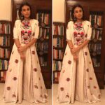 Swara Bhaskar Instagram - Heading to #GurgaonTheFilm screening in @swativijaivargie separates with @amrapalijewels jewelry.. Styled by @dibzoo Hair : @suni444d #appearances #fashion