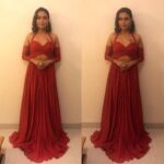 Swara Bhaskar Instagram - Off to #Bigzeeawards in @shehlaakhan and @gbtbetrue Styled by @dibzoo Make up @bhaskar.chaurasia Hair @suni444d #Vintage #Classic #IOLD