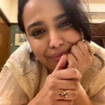 Swara Bhaskar Instagram - Love is a curse. Remembrance is the aftertaste. . . My Nani passed away from cancer suddenly in 2017. I found myself clutching at bits and pieces of her memories! Her photographs, her saris, her jewellery.. anything to hold onto her.. to keep her with me in some small way. . . This ring was her favourite, staple for any outing that was not a chore. She changed her hairstyle- made a more decorative joodaa (bun) and wore this ring each time she went for a fancier outing. . . Now I wear it.. everyday. To hold onto Nani, just a little more. #heirloom ❤️