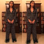 Swara Bhaskar Instagram – Checking all boxes for tonight’s @gqindia #gqbestdressed2017 in @nashishsoni @karleofashion shoes @ghanasinghbetrue jewelry styled @dibzoo, Makeup #BhaskarChaurasia, Hair #SasmitaDash Styling assistant @vidhirambhia