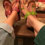 Swara Bhaskar Instagram - #girlfriends ❤️❤️❤️#Repost @ektaamalik with @repostapp ・・・ #nofilter. Chappals are the new heels. #latenightconversations with @reallyswara #friendswithgreattastes #pantone #greenery #fuschia #kolhapuri #chappalswag #chappals #chappalchap #prettyinpink #fashion #footwear #style #notafashionista #streetfashion