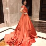 Swara Bhaskar Instagram - Arriving at the #feminabeautyawards2017 in this beauty by @manishmalhotra05 @mmalhotraworld with @gbtbetrue jewellery styled by @dibzoo HMU @saracapela ❤️❤️💃🏿💃🏿