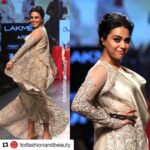 Swara Bhaskar Instagram - #Repost @toifashionandbeauty with @repostapp ・・・ @reallyswara walks for @amoh_byjade on the second day of @lakmefashionwk #LakmeFashionWeek #LFW #bollywood #swarabhaskar #5daysoffashion #fashion